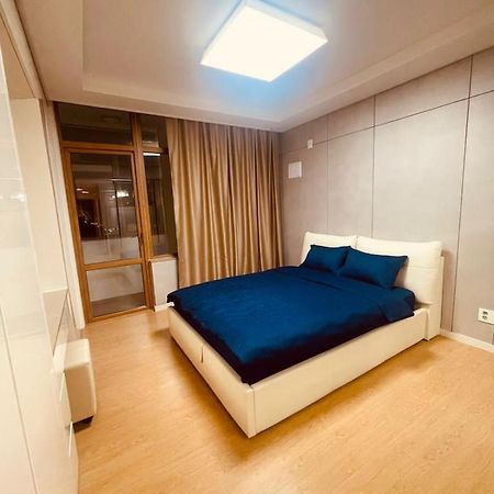 Happy Days At Highvill G Apartment Promyshlennyy ภายนอก รูปภาพ